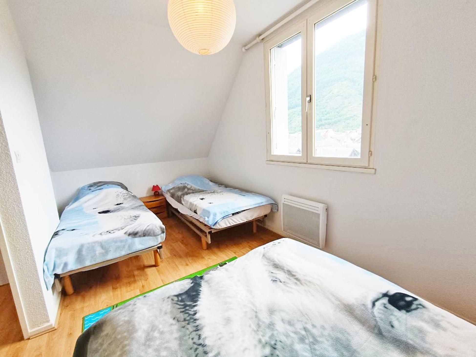 Chez Charlotte, T3 Duplex, Vue Montagne, Parking Gratuit, Ascenseur, 4 Personnes Lejlighed Bagnères-de-Luchon Eksteriør billede